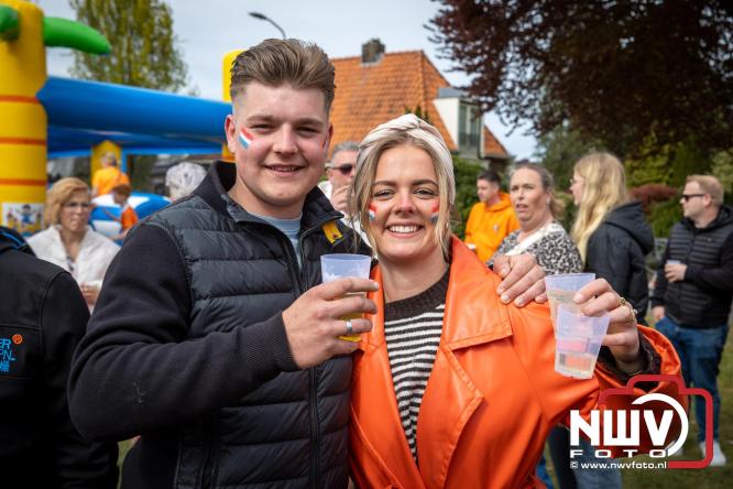 ’t Harde kleurt oranje, gezelligheid op z’n best tijdens Koningsdag 2026! - &copy; NWVFoto.nl